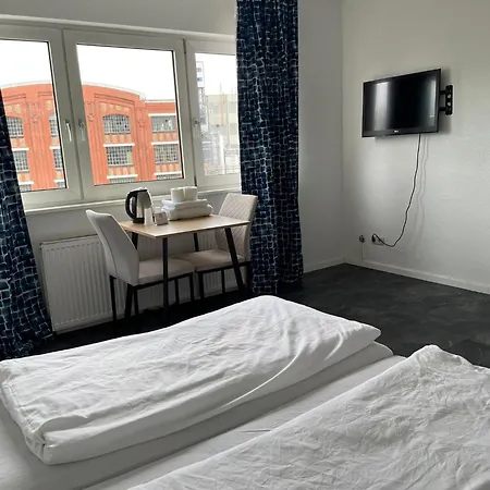 Main Crown ホテル